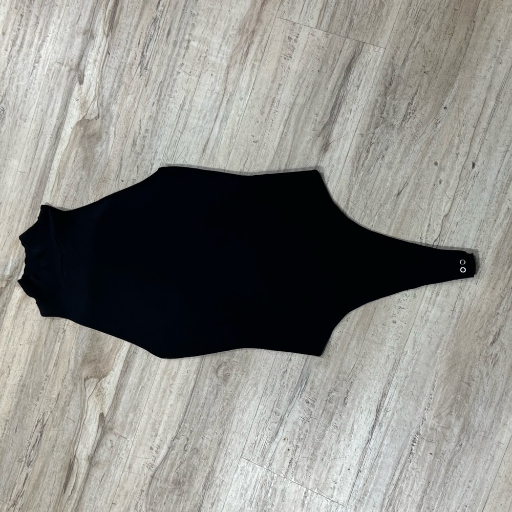 Pistola Black Knit Garment